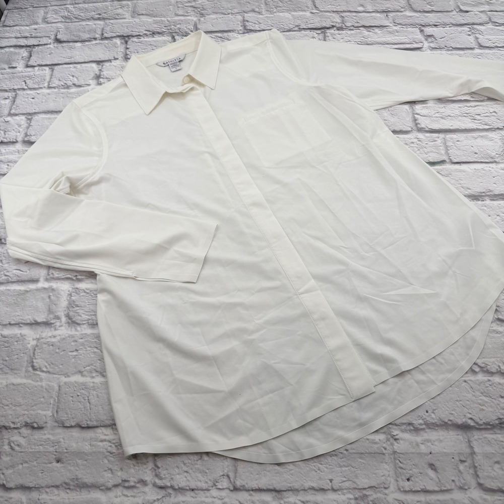 Athleta Urbanite Top 2.0 Button Down White Long Sleeve Shirt Large